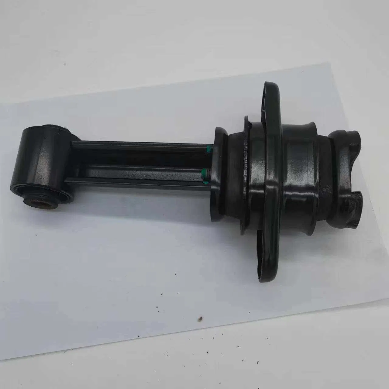 Опора двигателя Hyundai KIA 21950-BW100