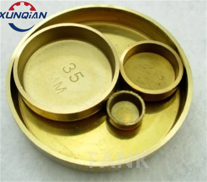 Латунная заглушка слива воды двигателя