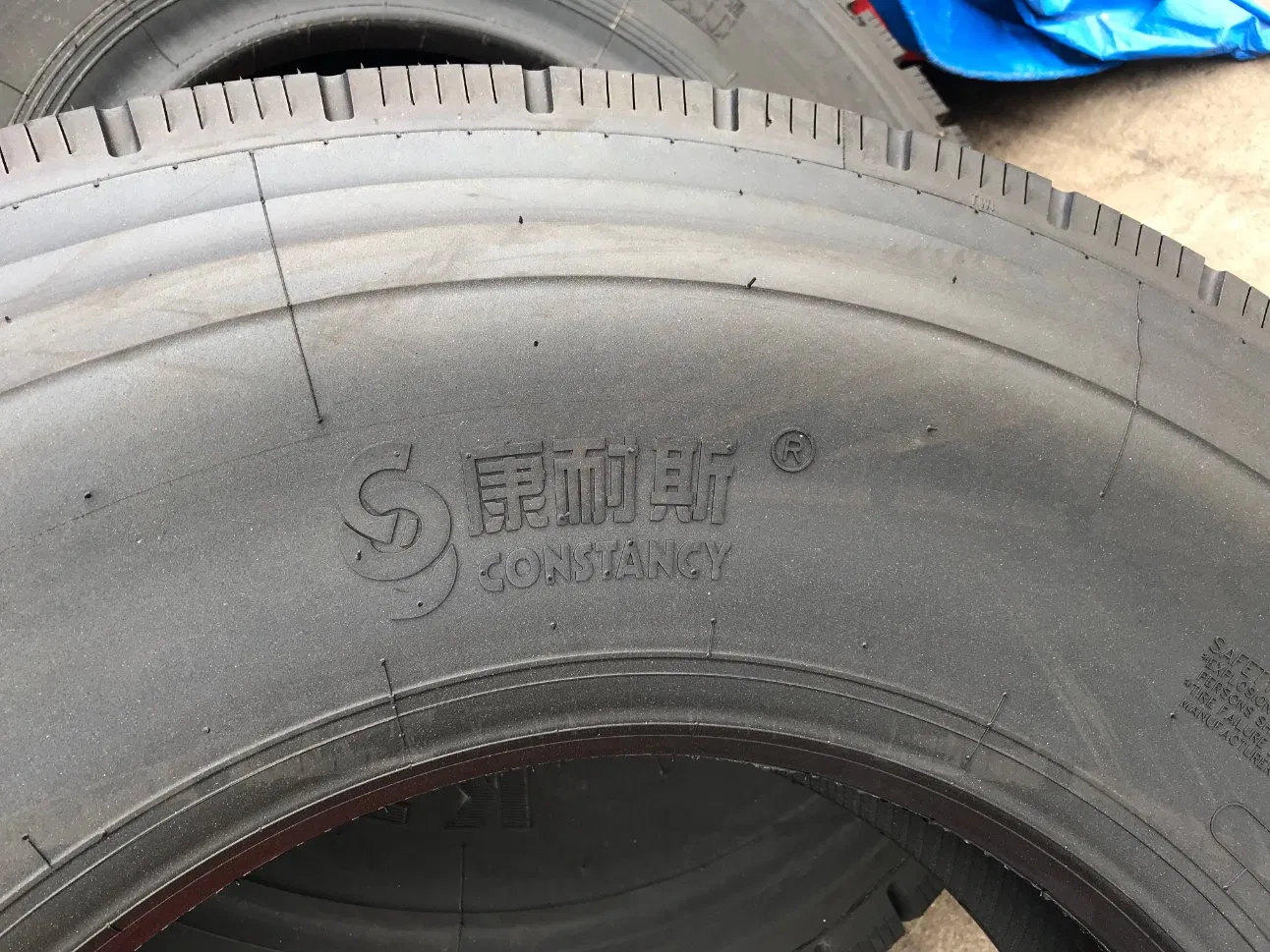 Шина 12R22.5 Constancy для карьерных самосвалов
