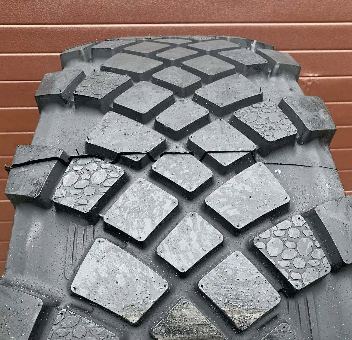 Chaoyang 315 80 22.5 425/85r21CS100 China Industrial Truck Tires OTR for Mining