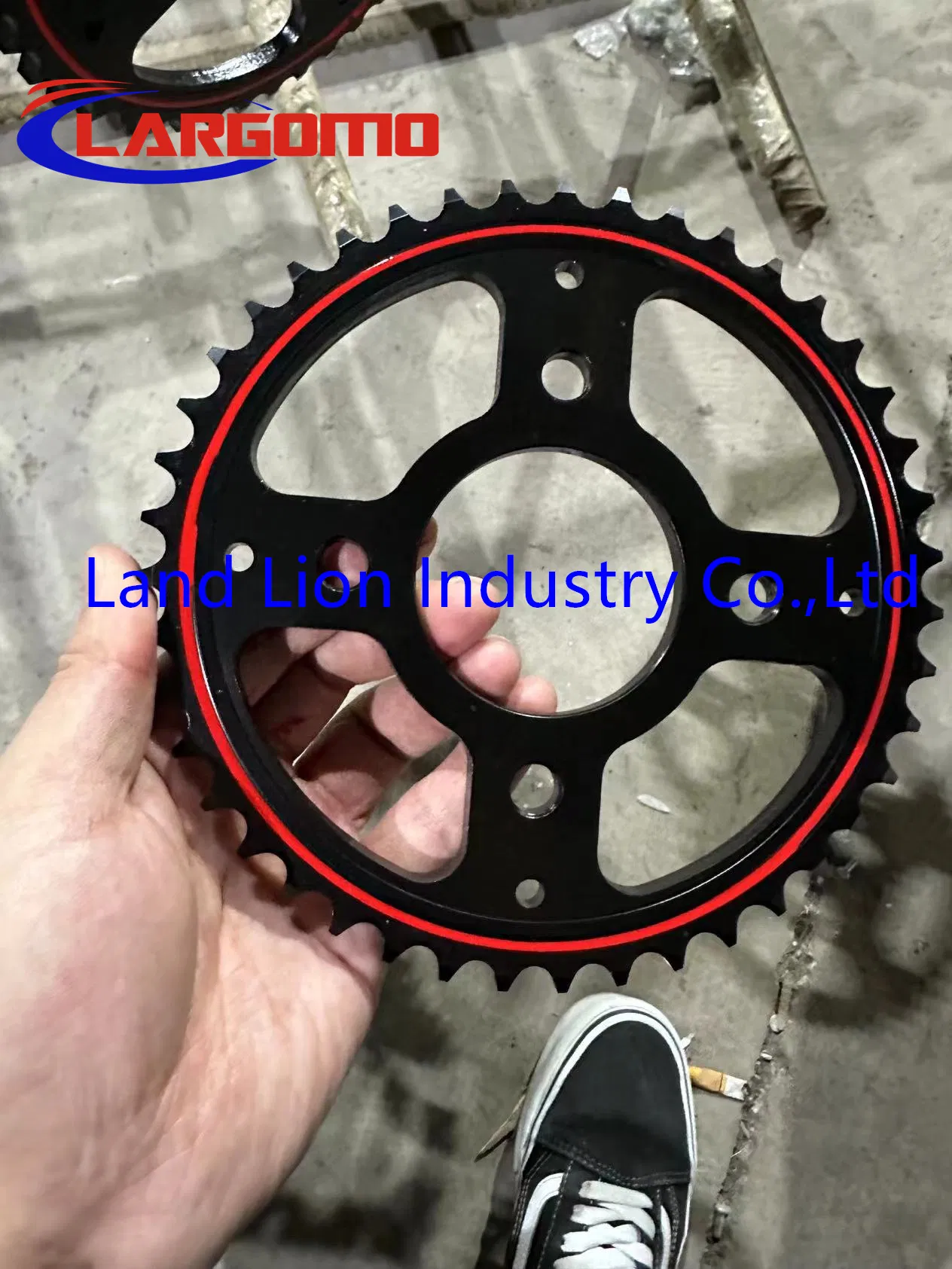 Цепь и звезда для мотоцикла 428, 520