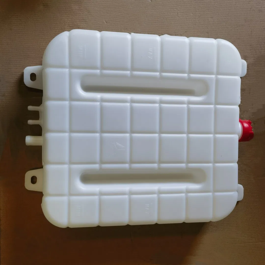 Расширительный бачок для Sinotruk HOWO, WG9725536120