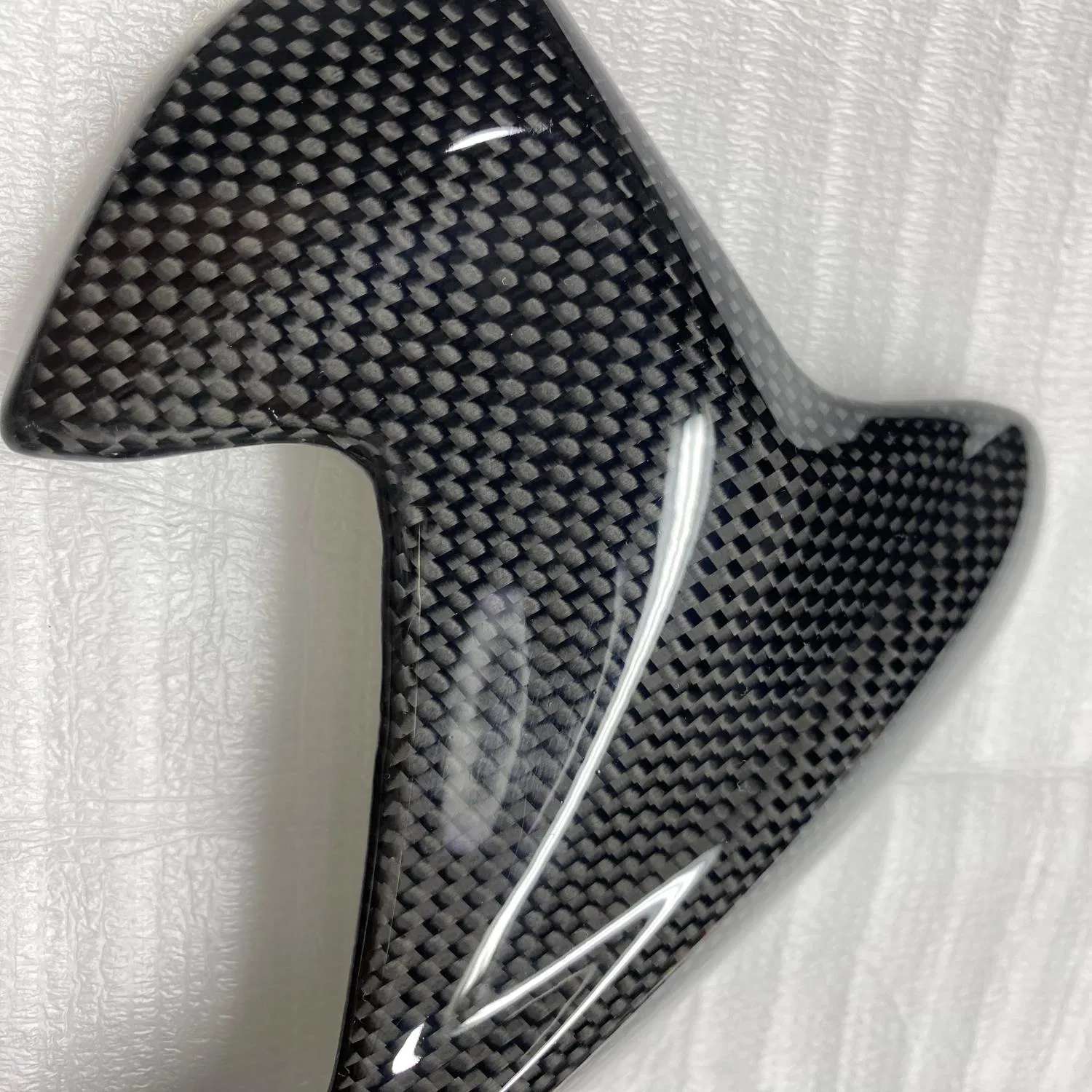 Боковые панели из карбона для Triumph Rocket III 2020-2022