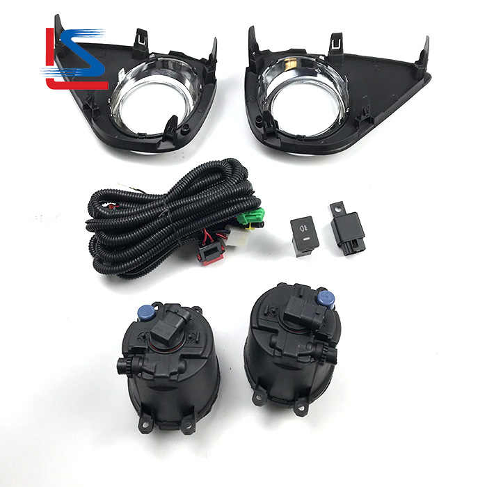 Противотуманная фара для Toyota Yaris 2015-2017