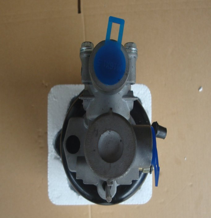 Главный цилиндр сцепления DZ9114230020 для Sinotruck