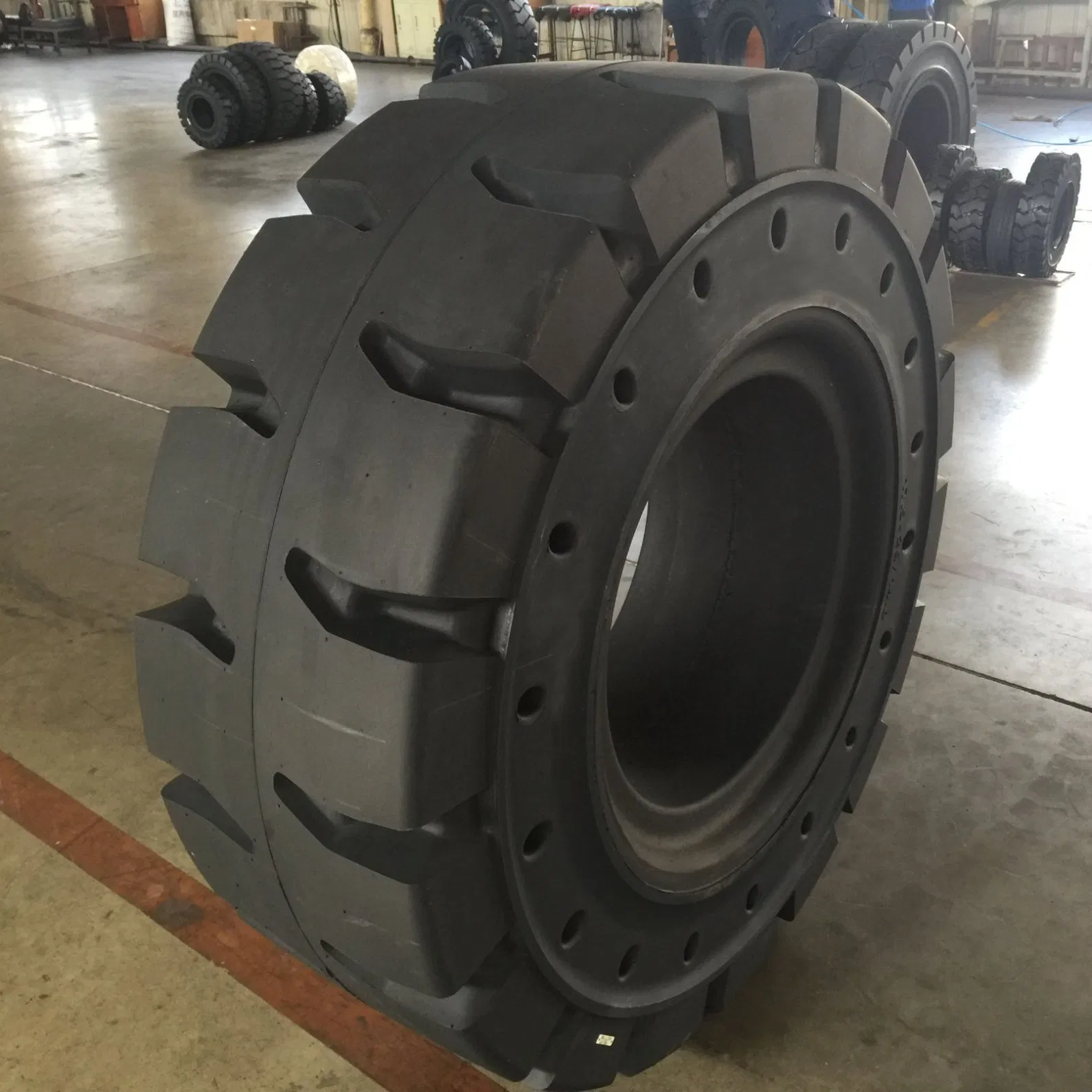 Industrial off Road OTR Wheel Loader Tire 23.5-25