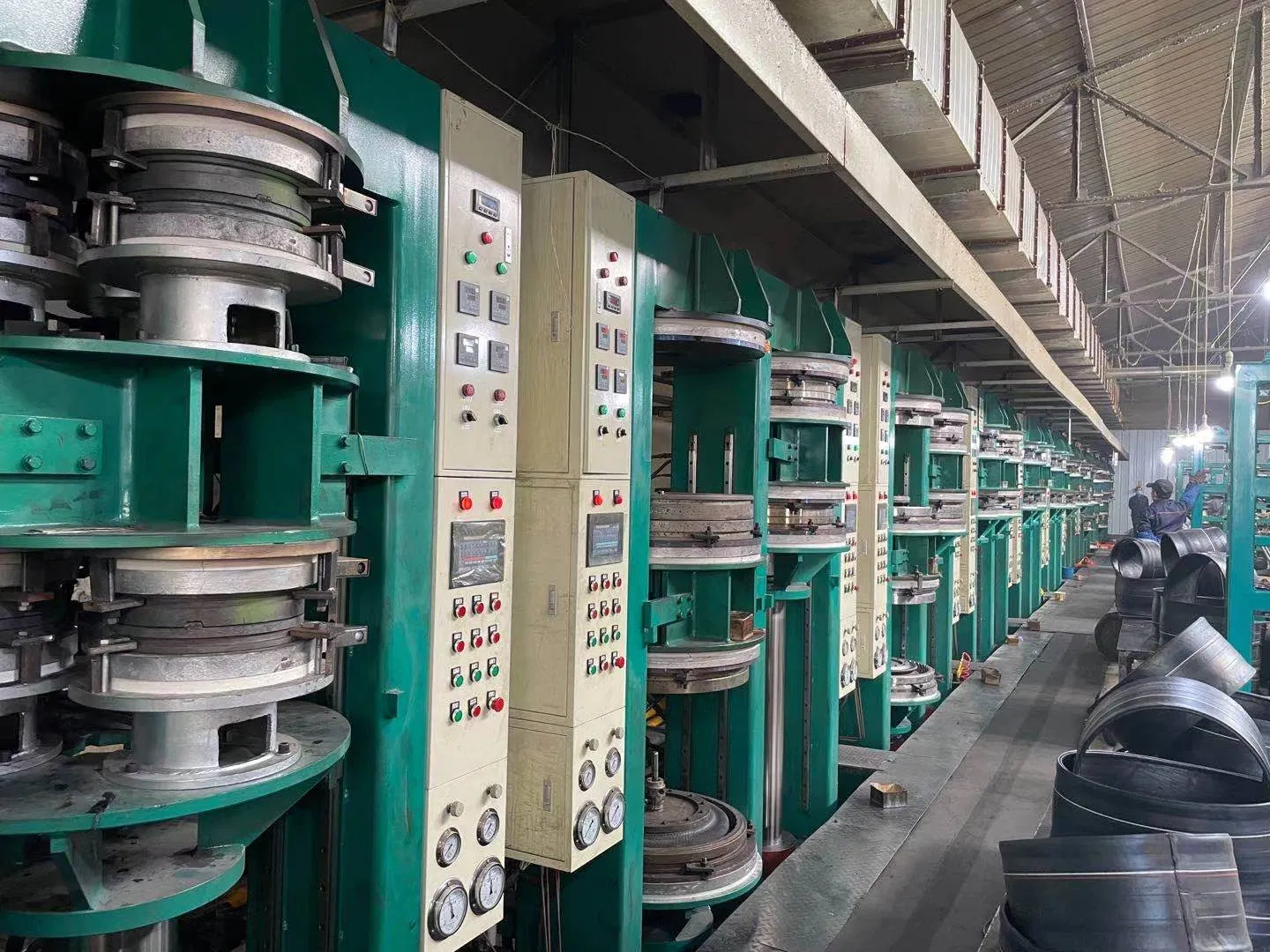 Мотошина трехколесная усиленная 4.50-12 5.00-12