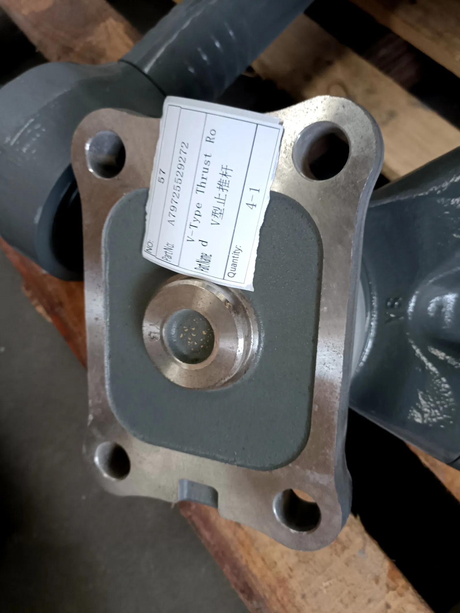 Durable V-Type Thrust Rod for Heavy-Duty Truck Applications