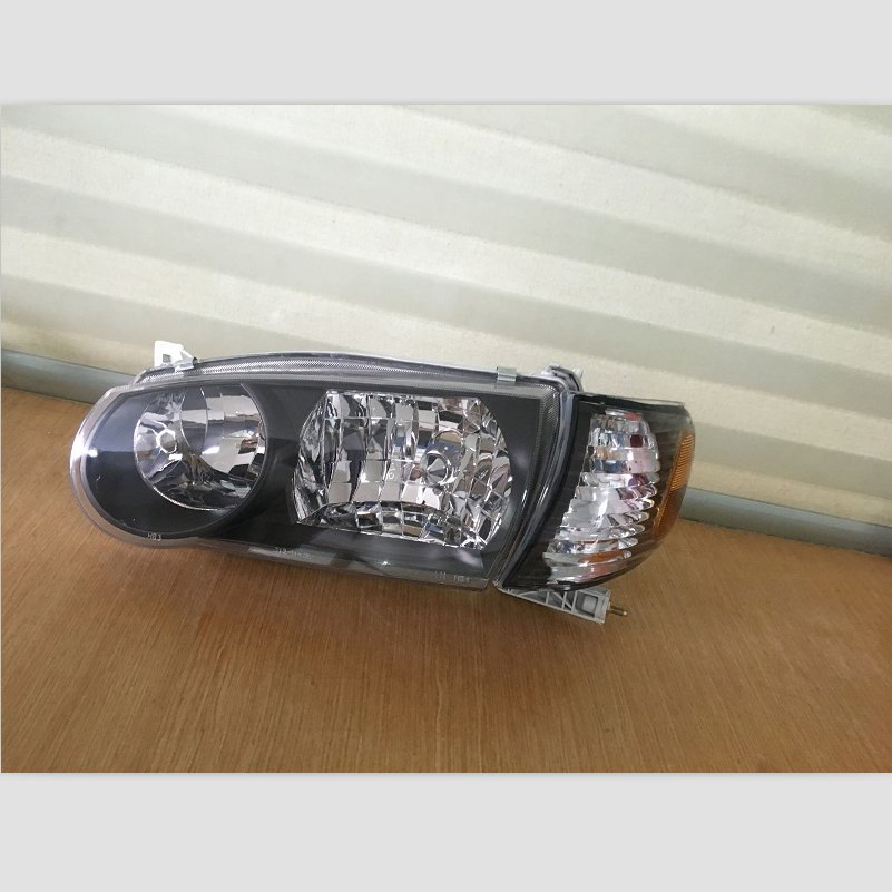 Угловая фара для Toyota Corolla 2001-2002