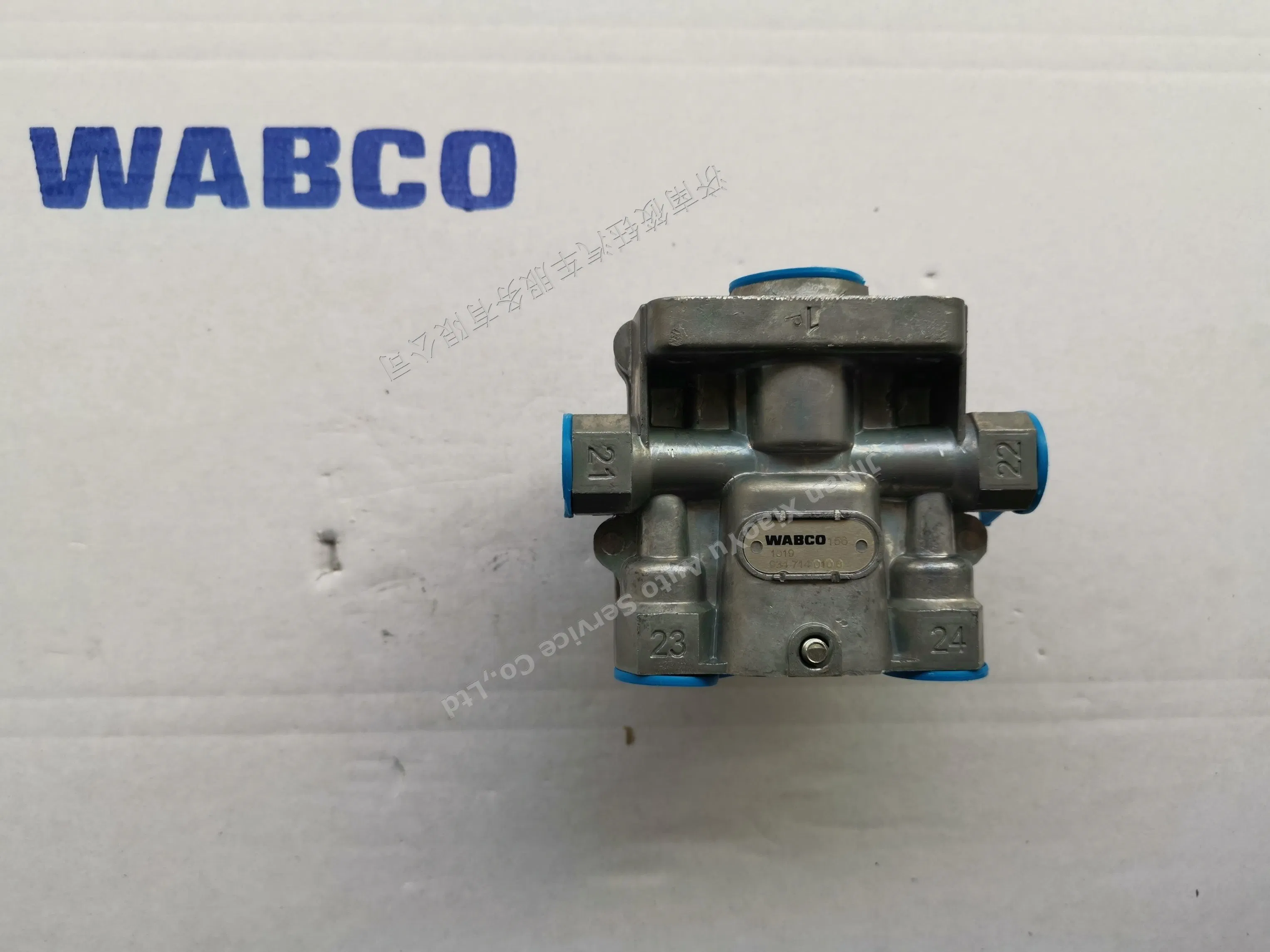 Four Circuit Protect Valve for Wabco Vehicles 9347140100 934710037 9347140000 9347140010 Used in FAW Camc Hyundai Foton China Wholesaler Bus Parts