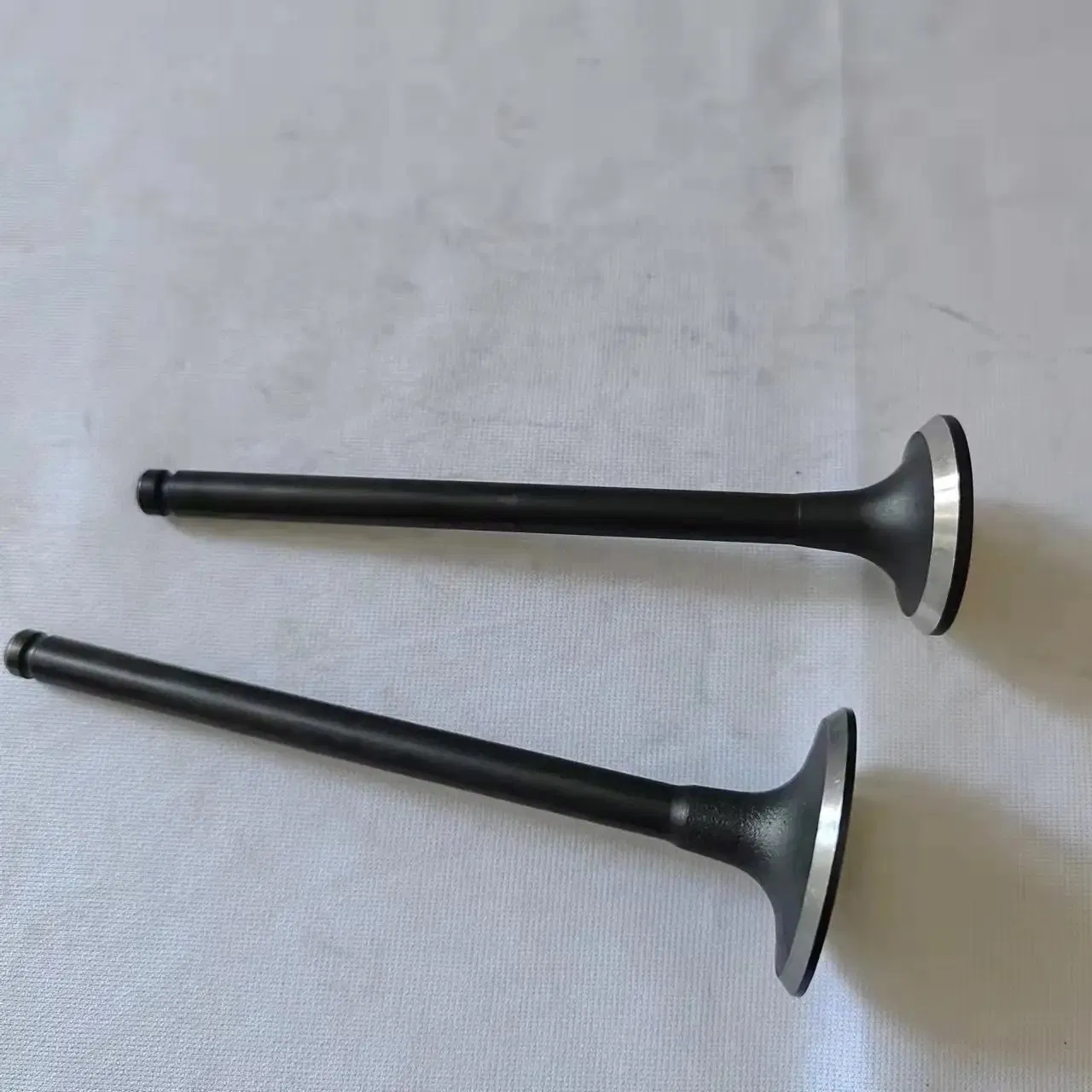 Впускной клапан дизельного двигателя Cat C4/C4.4/6.6/Perkins 1106C