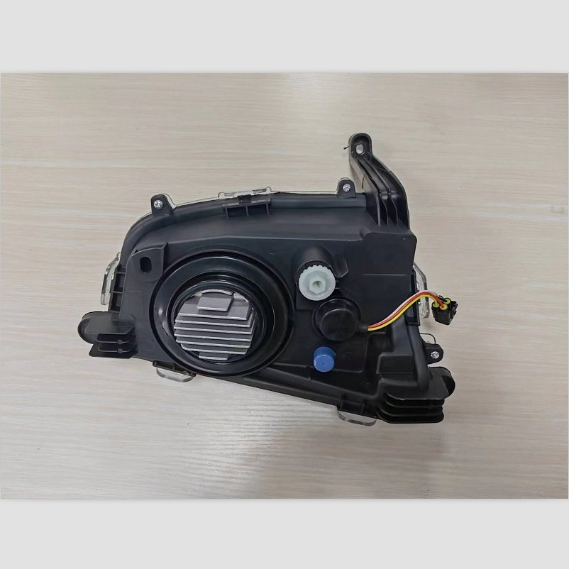 Передний поворотник LED для Toyota Prius 2016-2018