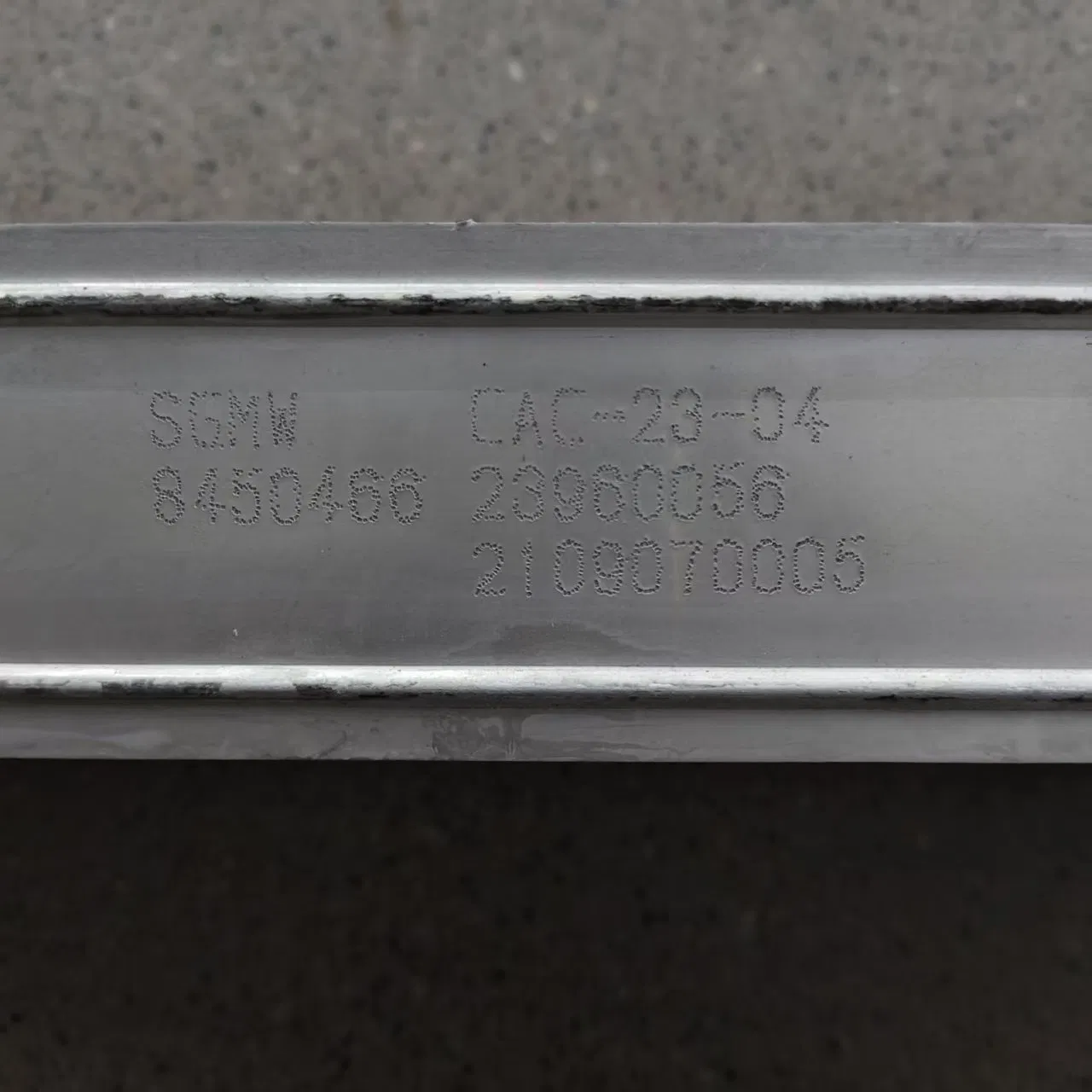 Радиатор охлаждения двигателя Baojun 730 23960056