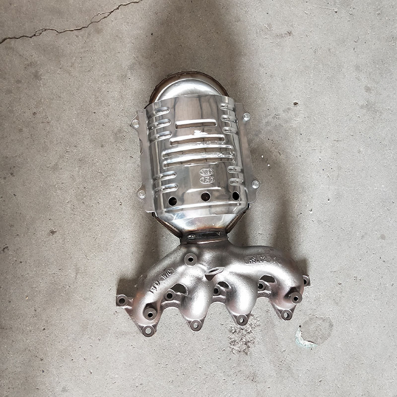 Катализатор выхлопной трубы Hyundai Accent/KIA Rio 1.6L (2006-2011)