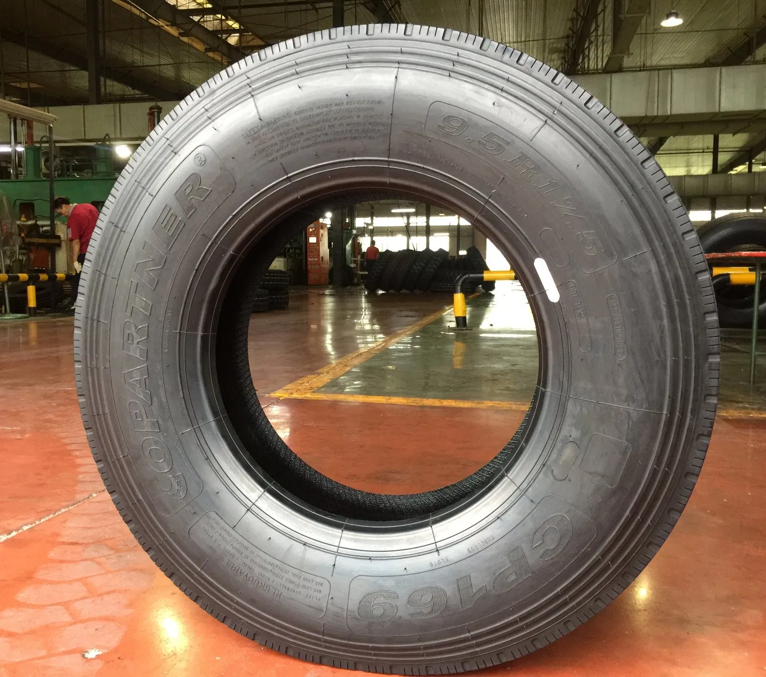 Wynstar/Roadstar Joyall Joyus Gianroi Winter Tyres 315 70 22.5 China 1020 Tyre 235/65/16 Van Tyres