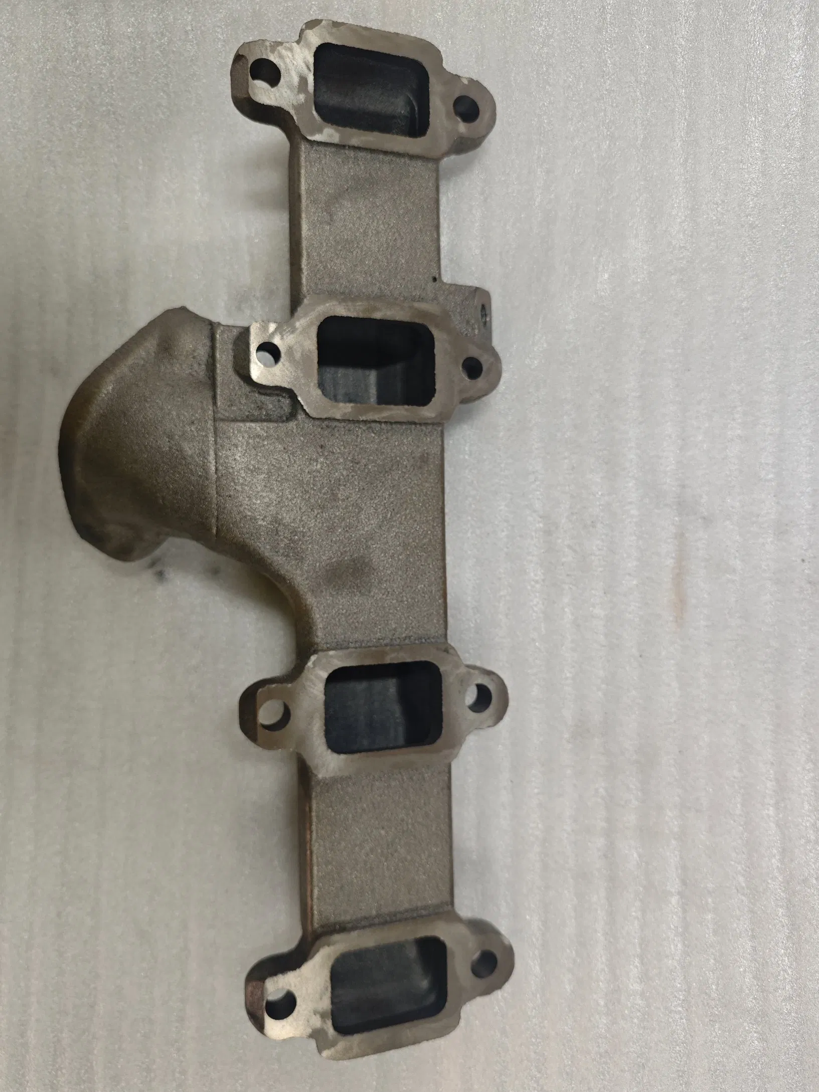 Регулируемый воздухозаборник для авто