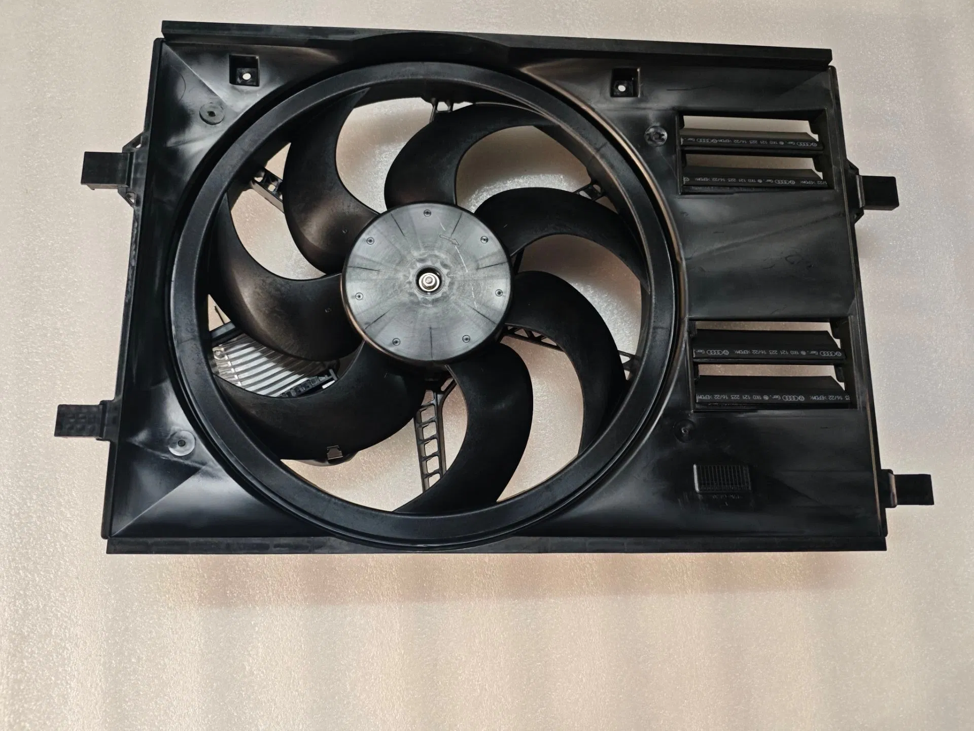 Оригинальный вентилятор охлаждения двигателя MG 10130506