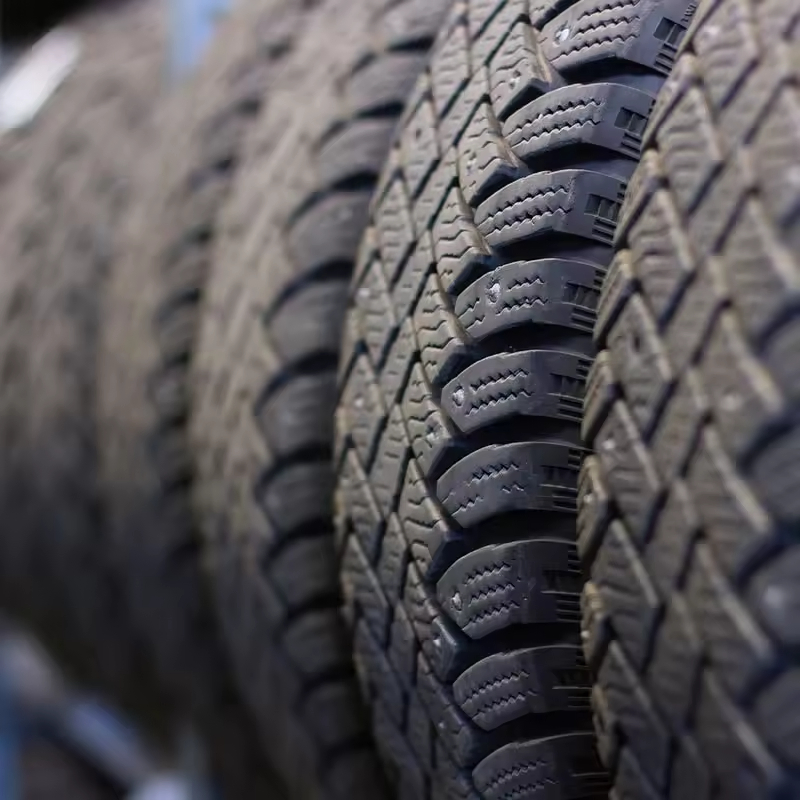 High-Performance Black Radial Tire with Custom Packaging and Fast Delivery