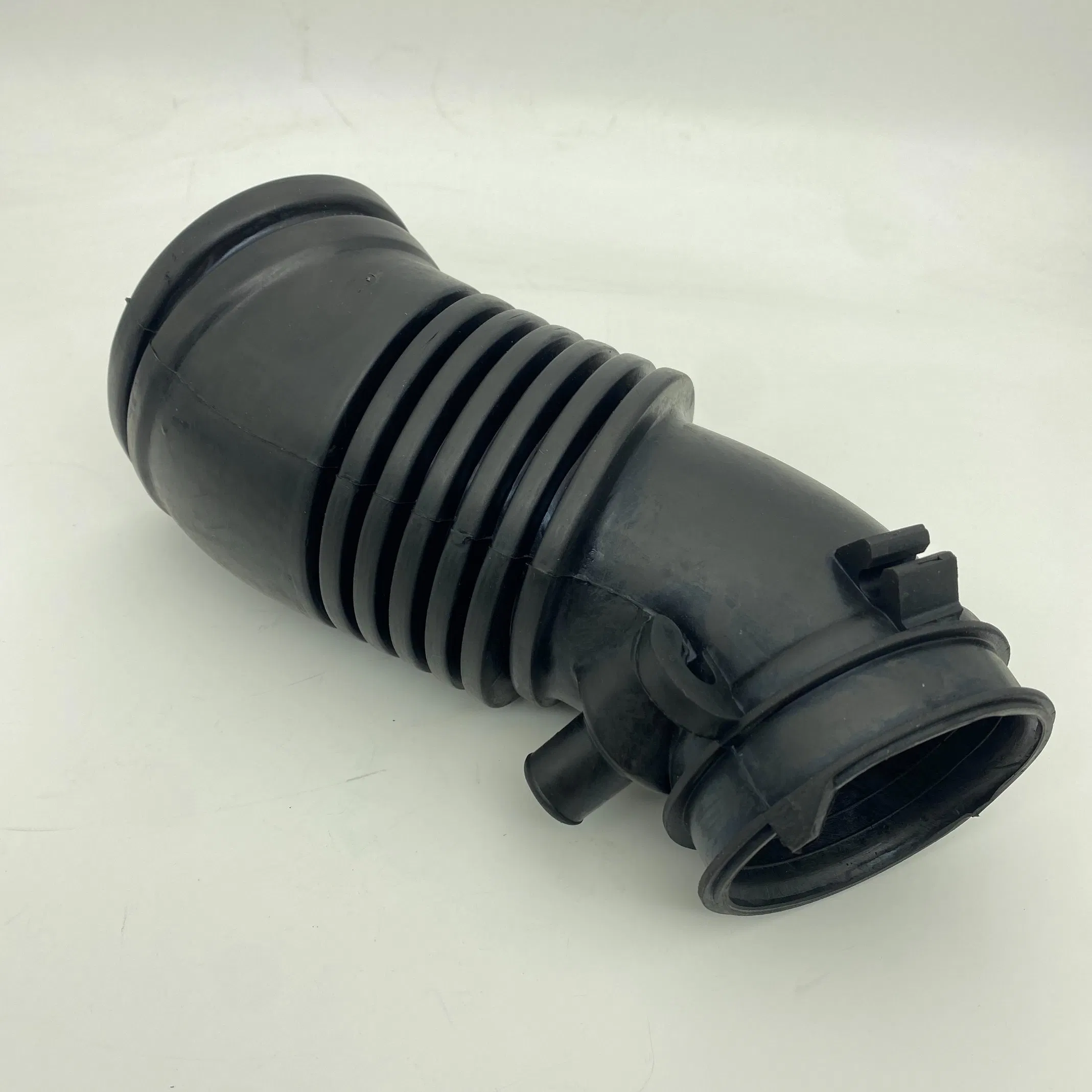 Воздушный патрубок впускной системы 17228-Rgl-A00