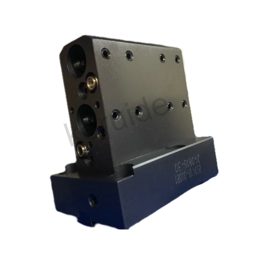 Усиленная опора двигателя для грузовиков