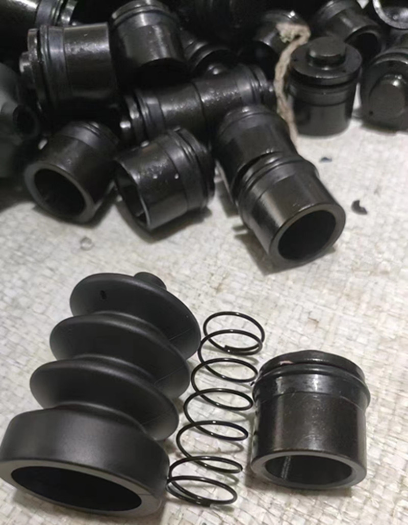 Repair Kit for Clutch Slave Cylinder Repair Kit for Isuzu Nkr Trucks 8-94158-050-0 8-94148-193-0