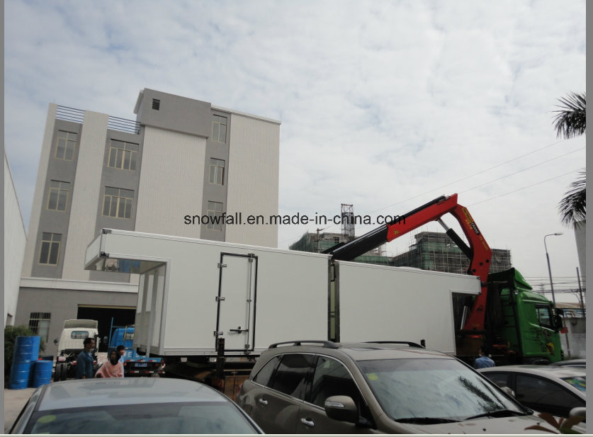 Lightweight and Durable Fiberglass Truck Body for Cargo Transport