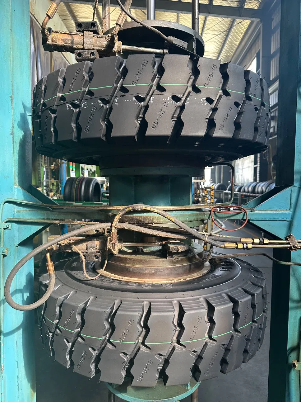 Пневматические шины для погрузчиков 5.00-8, 7.00-12, 8.25-15