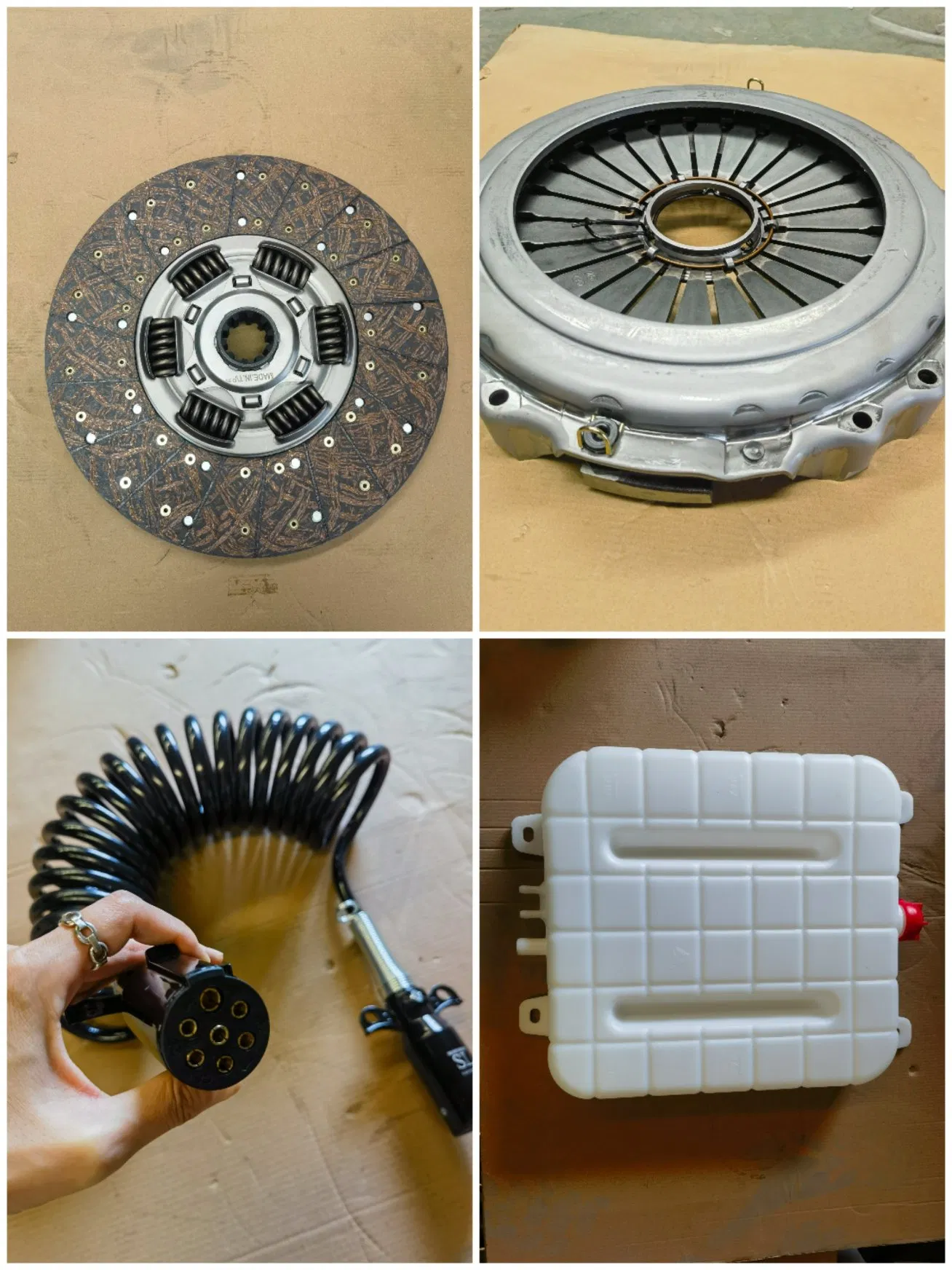 Wg1642777012 Rearview Mirror Small Square Mirror HOWO Truck Parts