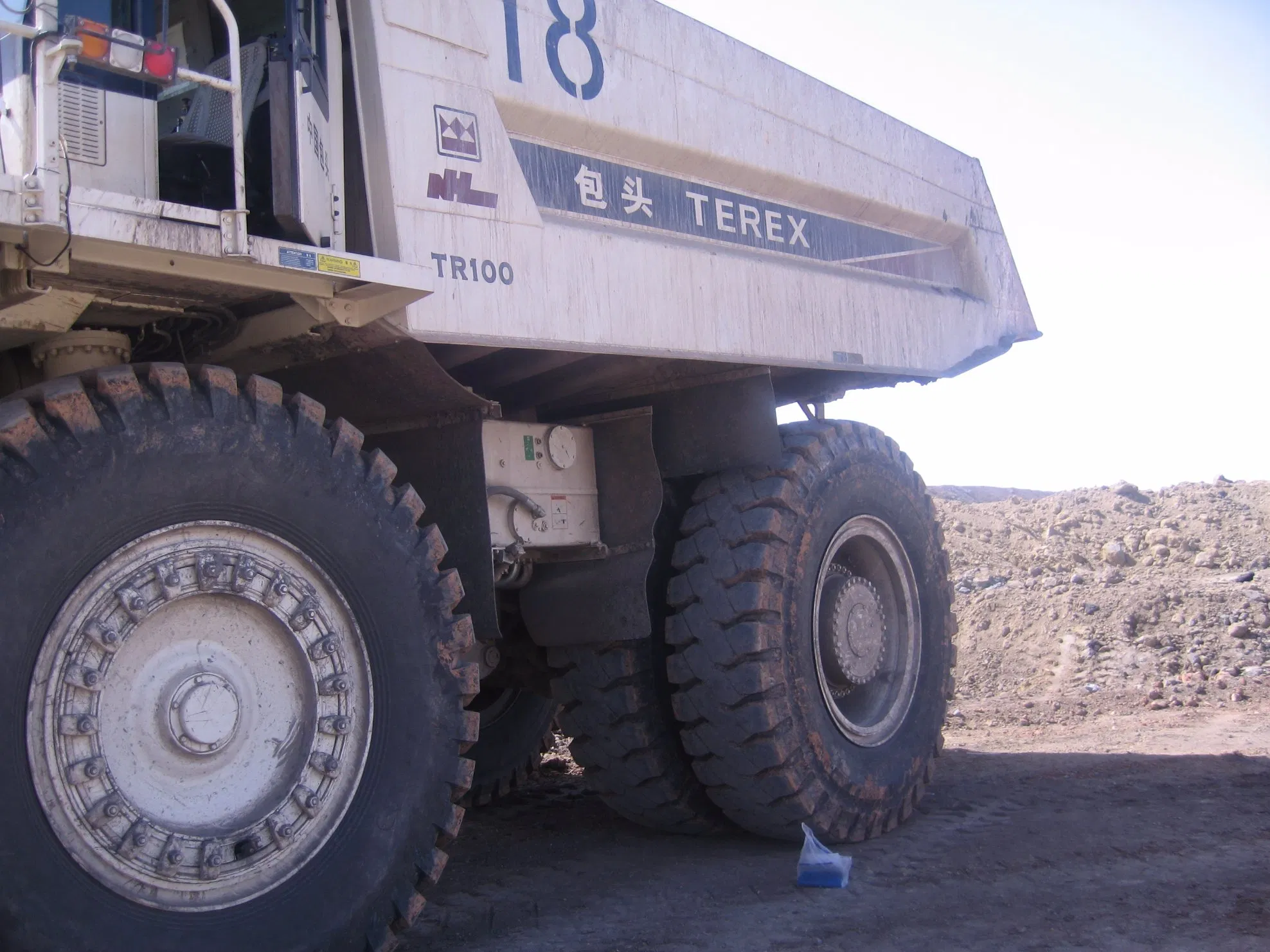 E-4 Radial OTR Tyre (18.00R33, 21.00R35, 24.00R35)