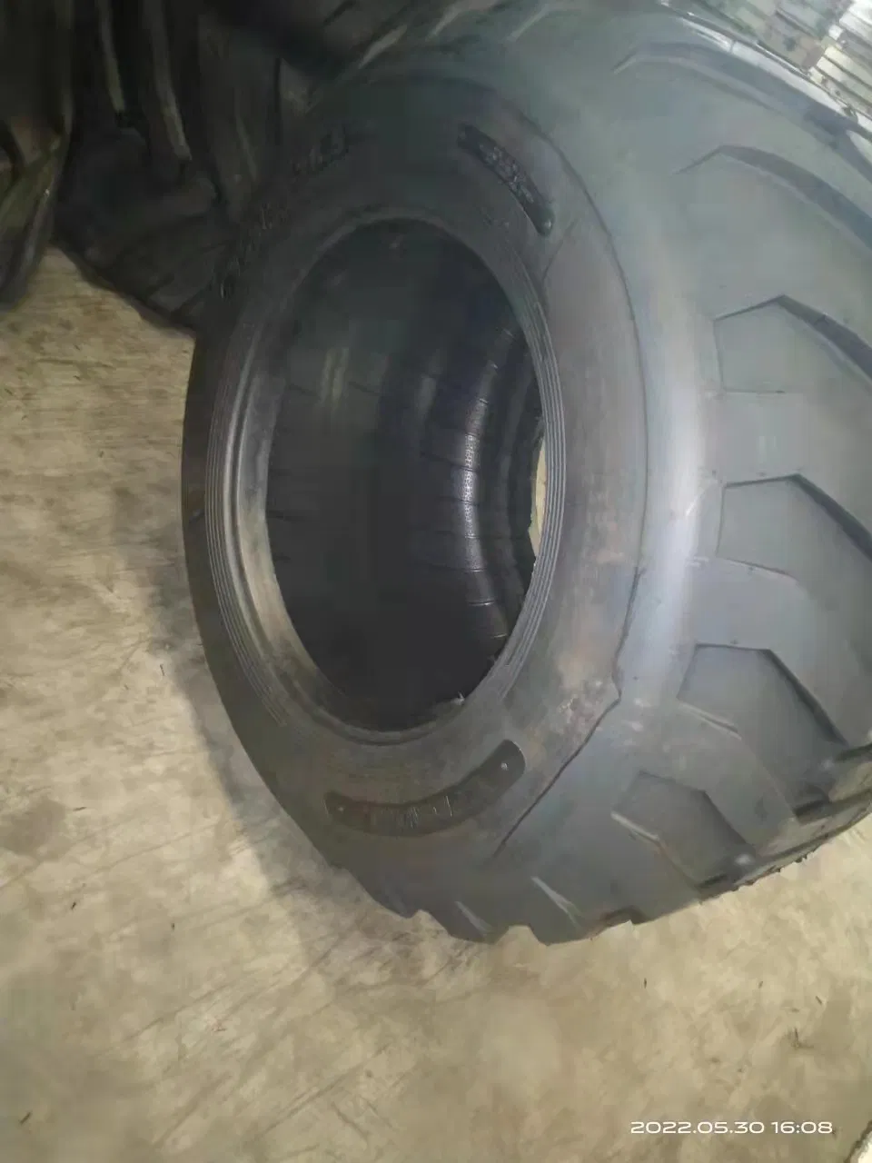 Forest Tyre 710/45-26.5-14pr