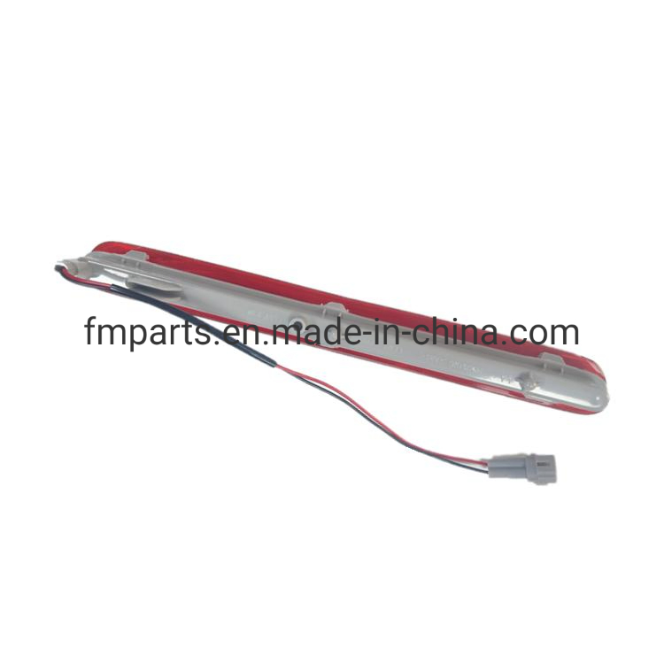 Стоп-сигнал Toyota Hilux 81570-0K100