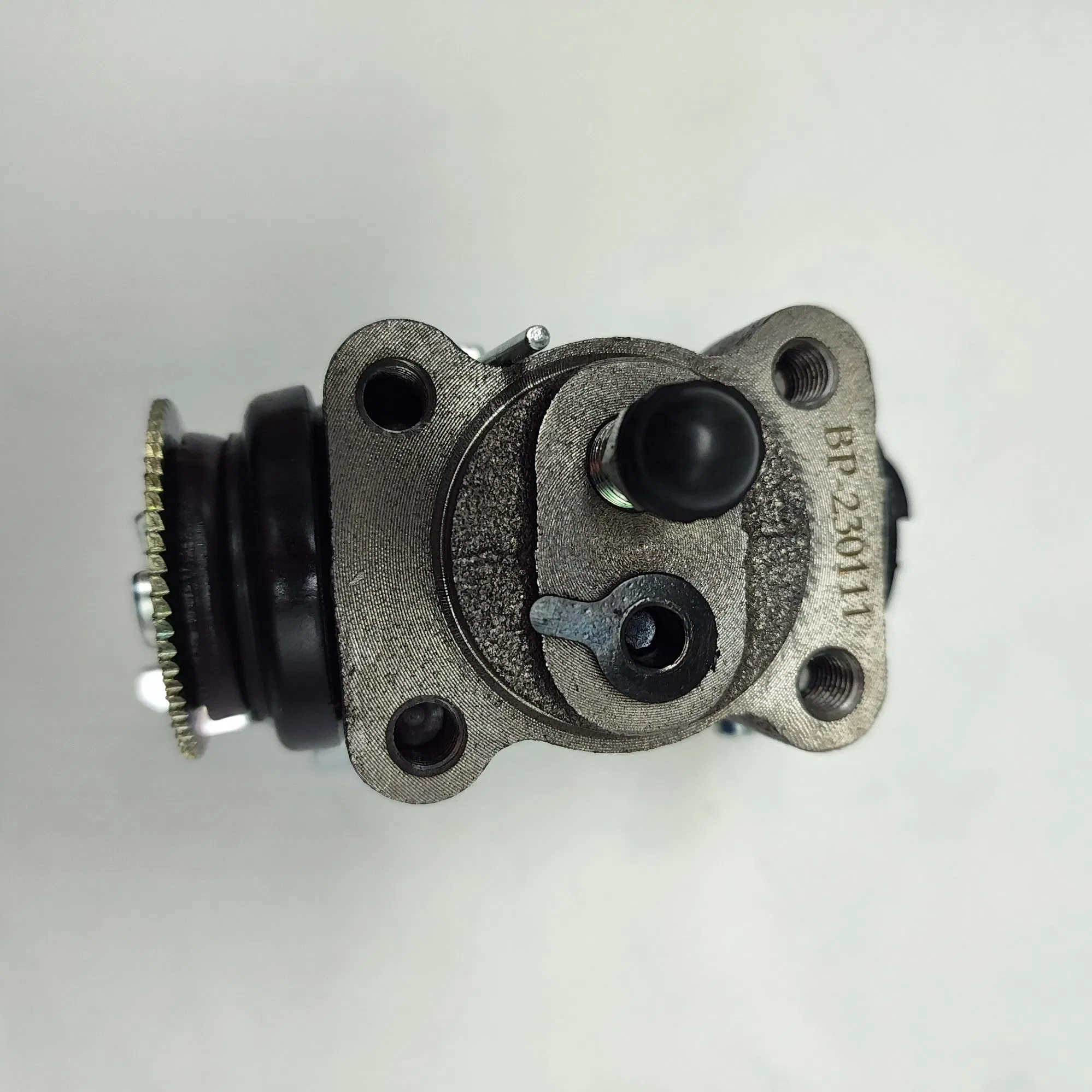 Главный тормозной цилиндр задний саморегулируемый JMC Vigus 1030