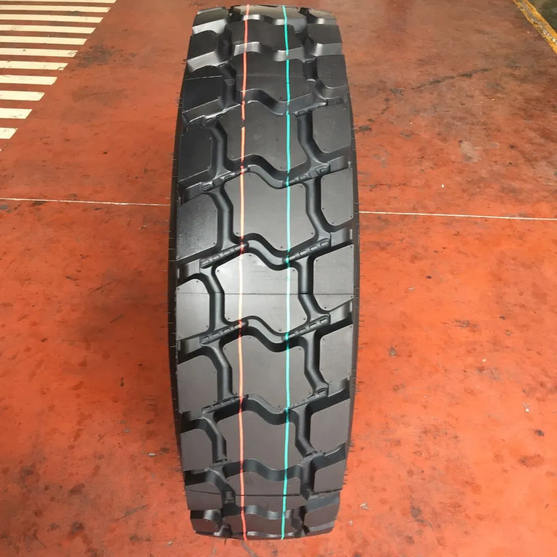 Durable 315/80r22.5 & 295/80r22.5 Truck Tyres for Africa