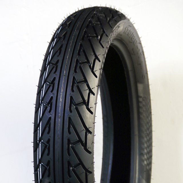 Мотошина 90/90-17, 90/90-18, бескамерная