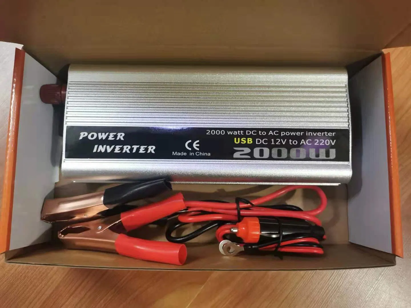 Solar System Inverter for Car 2000Watt DC to AC Modified Inverter