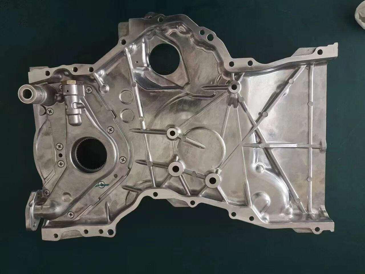 Масляный насос для Mitsubishi L200 Triton Strada 2.4 16V 4N15