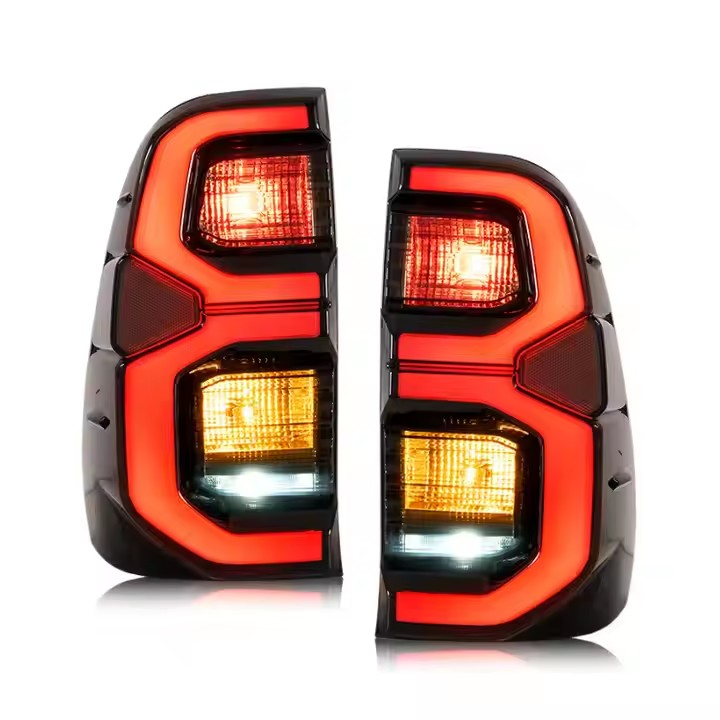 2020 Hilux Rear Taillights High Quality Modified Hilux Flash LED Tail Lamp for Hilux Rocco 2020 LED Tail Lamp