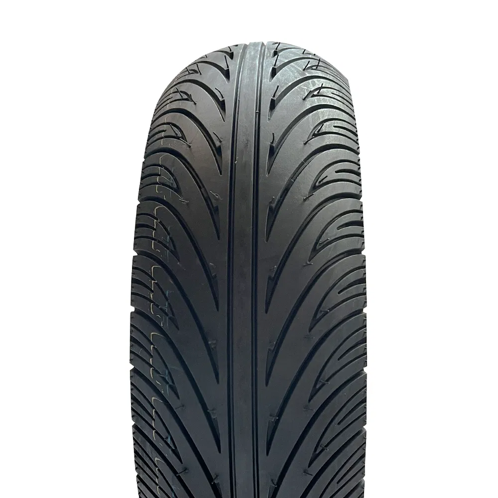 Шина мотоциклетная бескамерная 130/70-12
