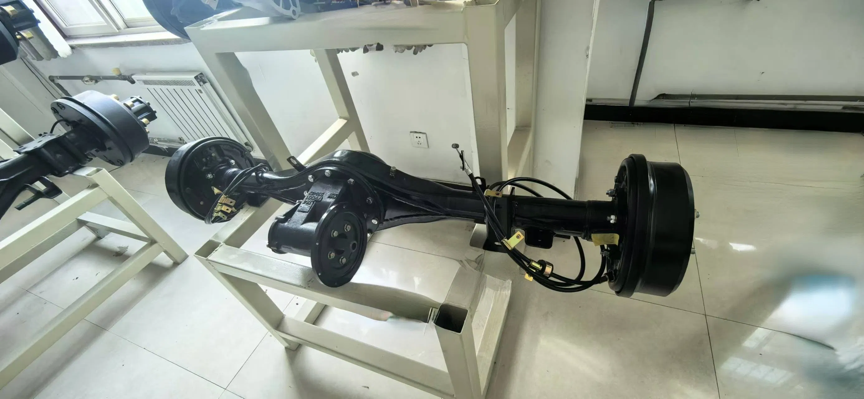 Ведущий мост для электромобиля 2.5 тонны, задний