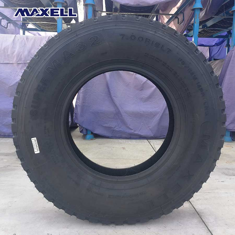 Maxell Ma32 9.00r20 Big Block Pattren Truck Tyre for Mix