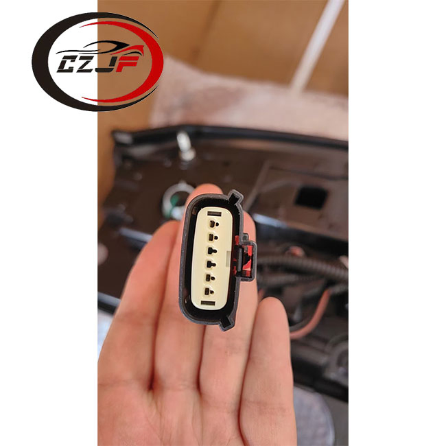 Стоп-сигнал для Chevrolet Tahoe 2016 (LED, 22783102/22783101)