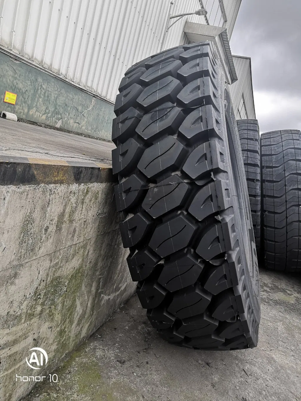 Dump Truck Crane Mining Lifting Equipment Loader Advance Brand Radial OTR off The Road Tires 17.5r25 20.5r25 23.5r25 26.5r25 29.5r25 425/85r21 27.00r49