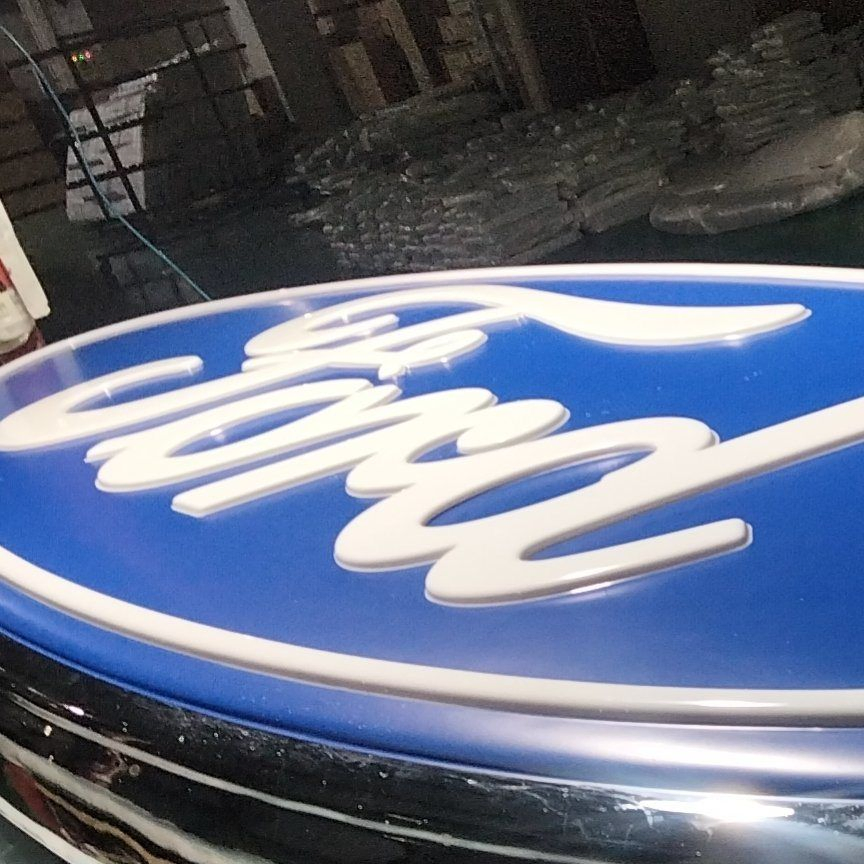 Car Dealership Showroom Automative Outdoor and Indoor Advertising Auto LED Light 3D Chrome Vacuum Formed Screen Printing Emblem Pylon Signage From Bobang