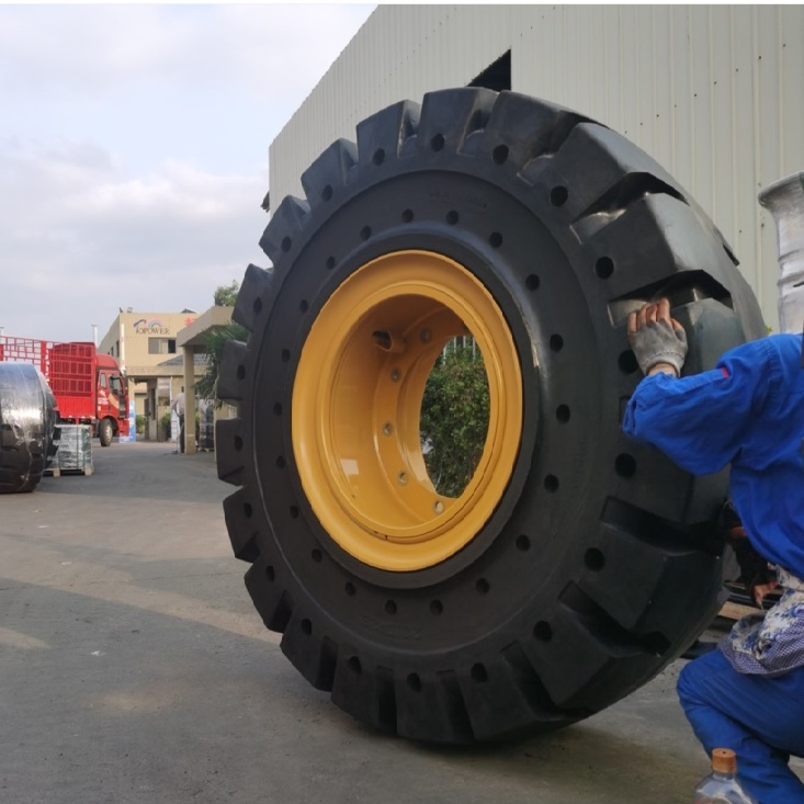 Durable Puncture Resistance OTR Solid Tyre with Rim for Wheel Loader 18.00-25 17.5-25 20.5-25 23.5-25