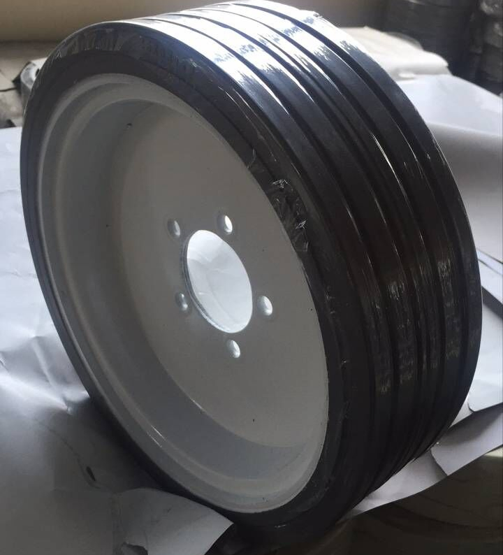 Skyjack Sj3226 Wheel 16X5X12 Solid Tyre Part Number Skyjack125785