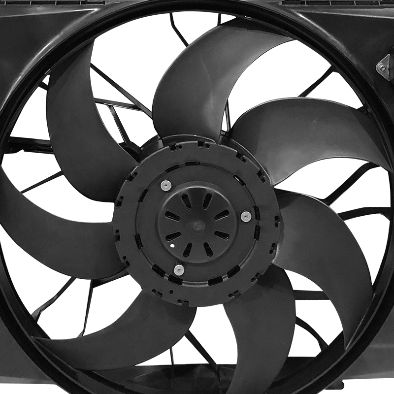 Электровентилятор охлаждения W204 A2045000493