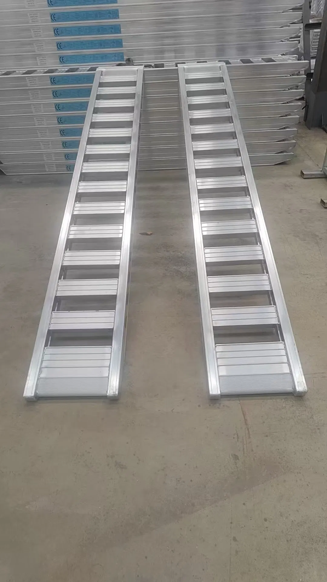 3 Ton 2.5 Meter Rubber Track Machine Aluminum Loading Ramp