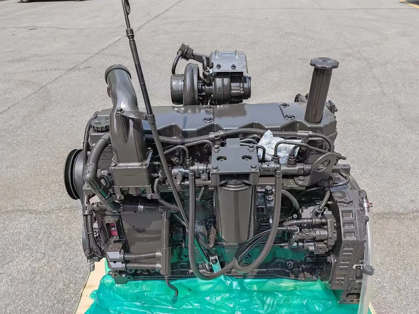 Дизельный двигатель Cummins QSB6.7 QSB7 в сборе