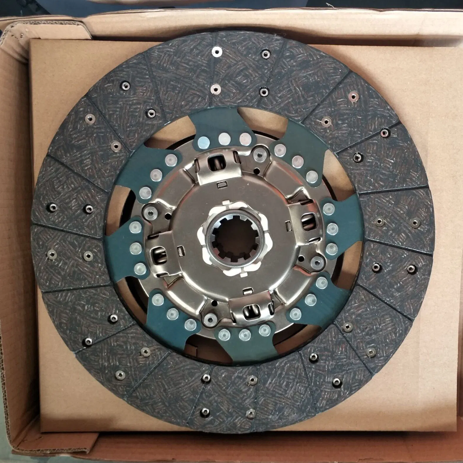 31250-2621 Truck Clutch Assembly Clutch Plate Disc for Hino