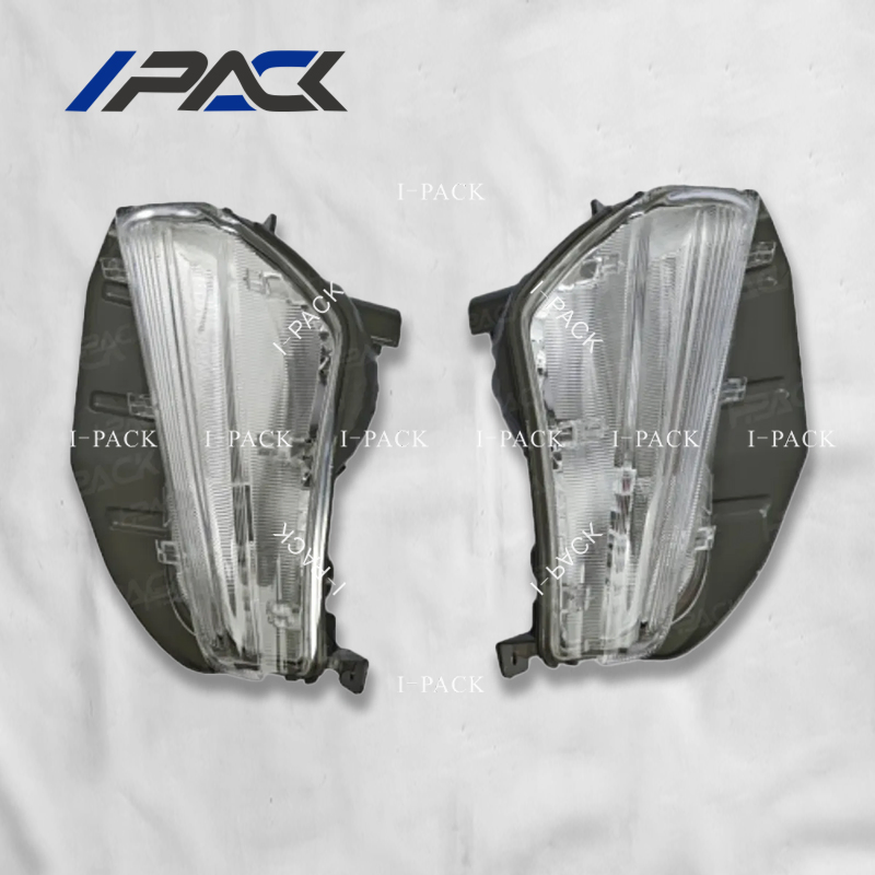 Противотуманная фара для Toyota Prius V 2012-2016